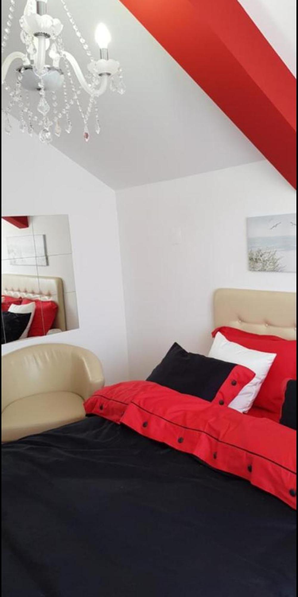 Lux Apartments With Pool Dex Zemun Polje Ngoại thất bức ảnh